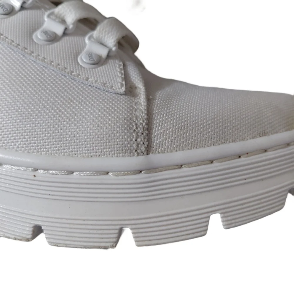 Dr. Martens Combs White Combat Boots Men's Size 8.5 High-Top Lug Sole Boots